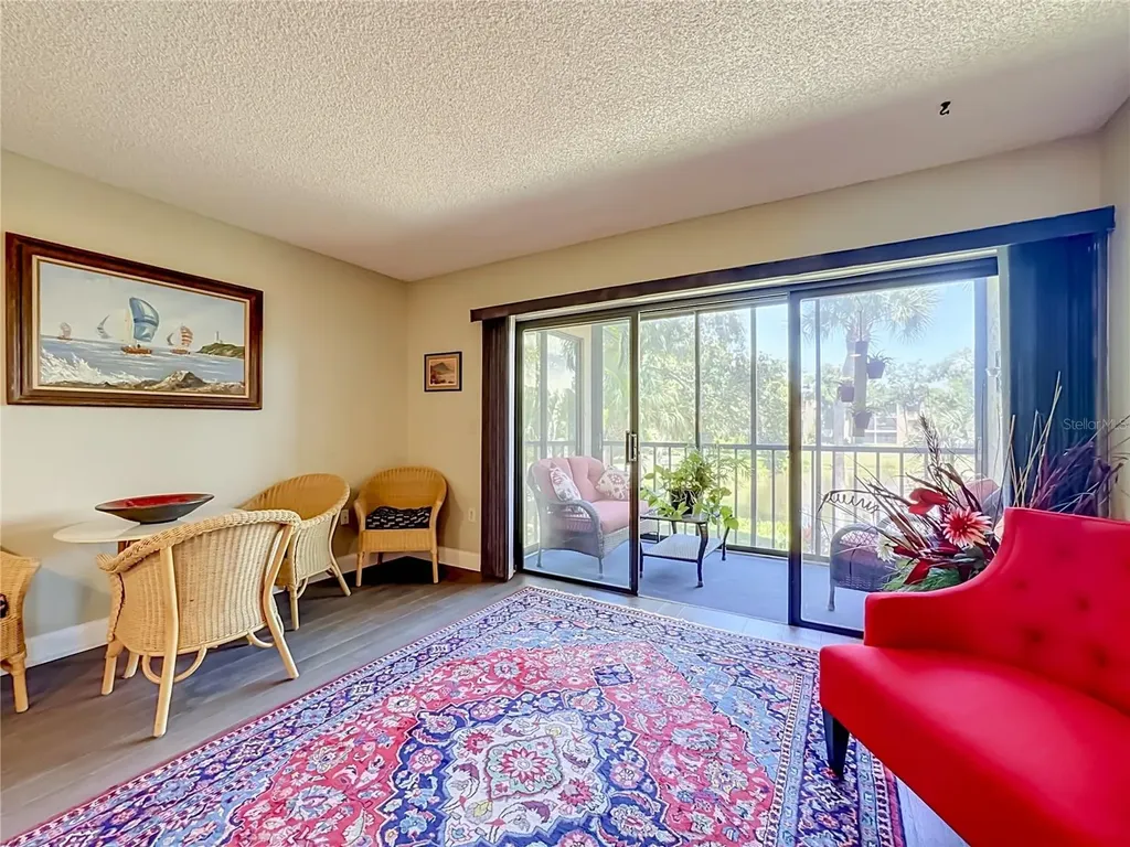 425 30th Avenue W Bradenton FL 34205