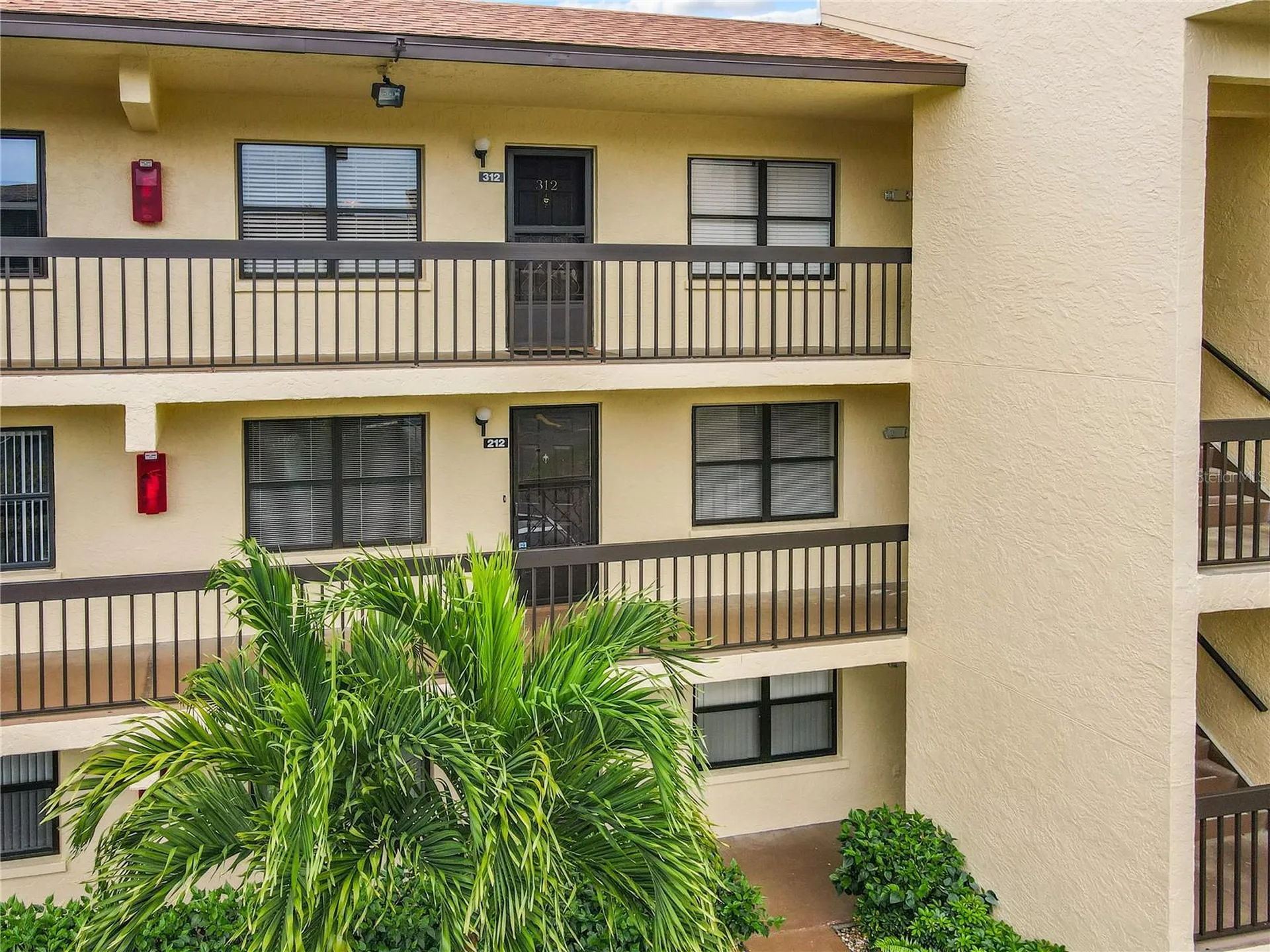 425 30th Avenue W Bradenton FL 34205