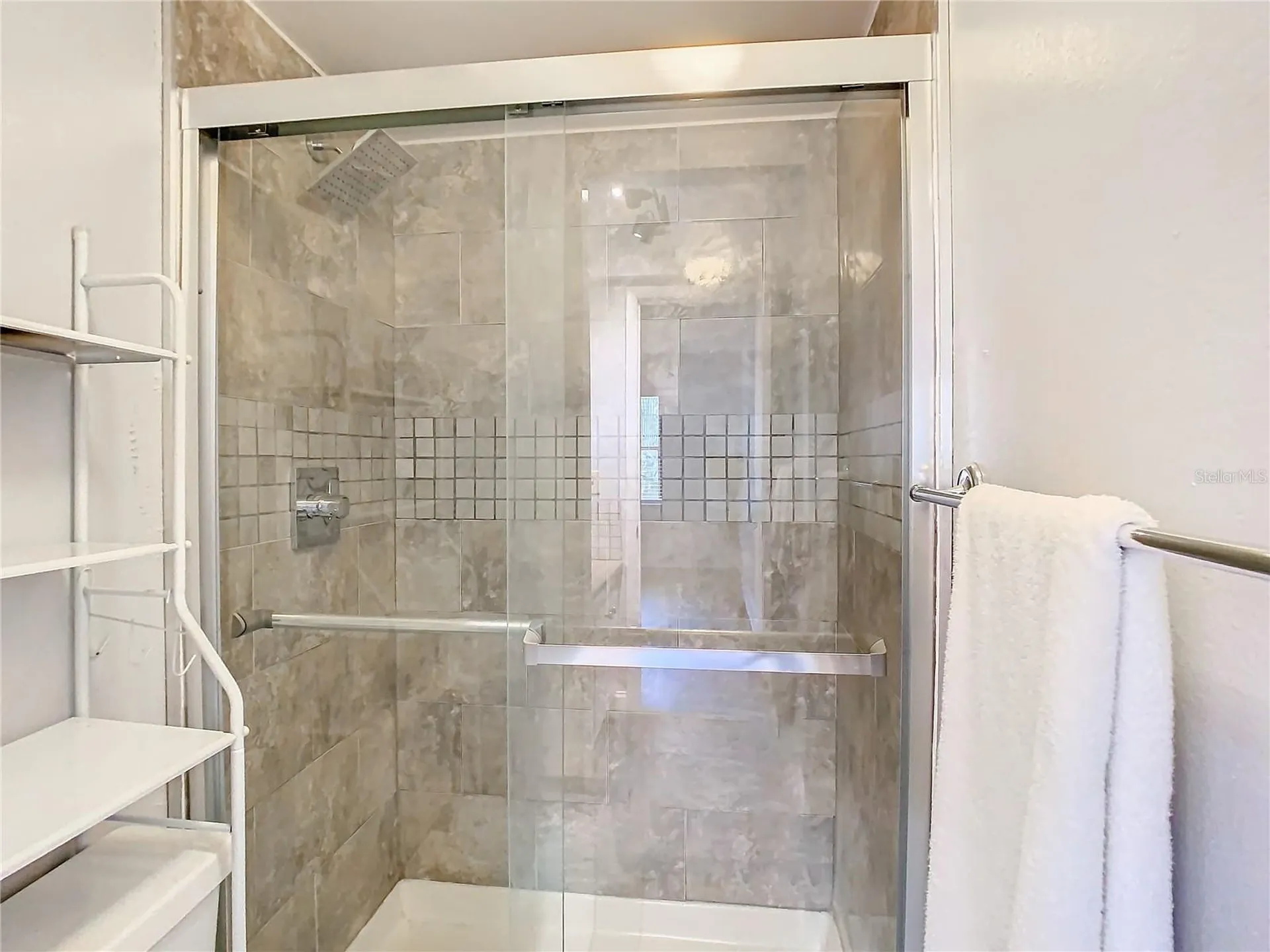 425 30th Avenue W Bradenton FL 34205