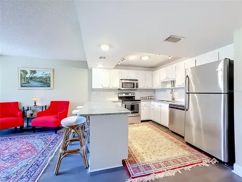 425 30th Avenue W Bradenton FL 34205
