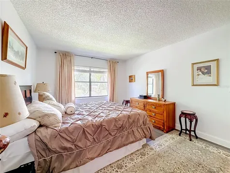 425 30th Avenue W Bradenton FL 34205