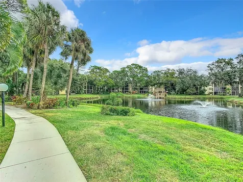425 30th Avenue W Bradenton FL 34205