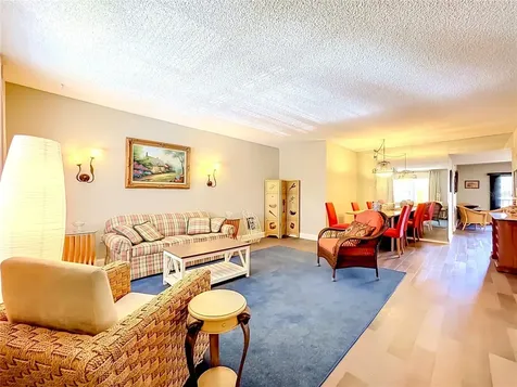 425 30th Avenue W Bradenton FL 34205