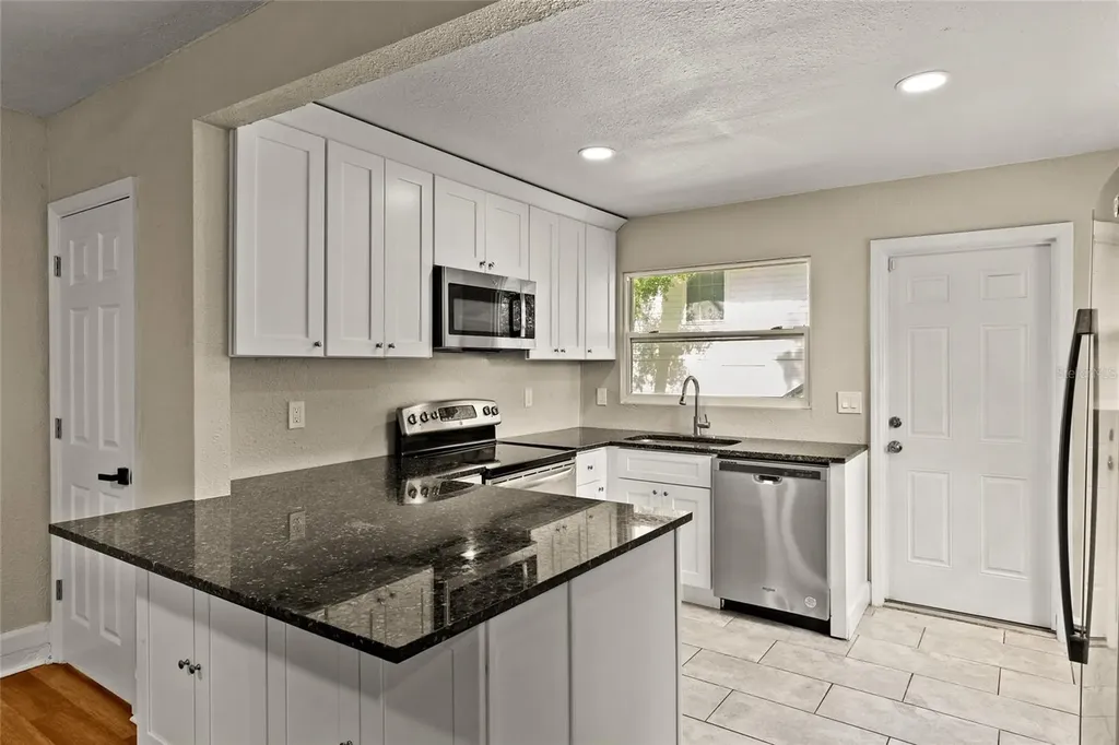 2329 7 Street S St Petersburg FL 33714