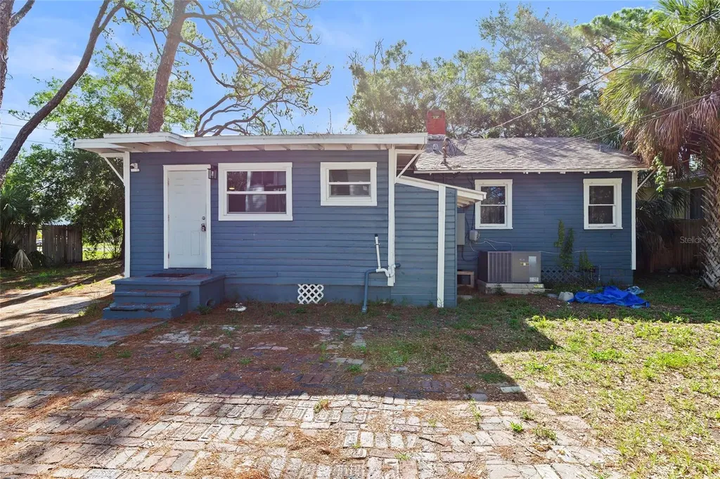 2329 7 Street S St Petersburg FL 33714