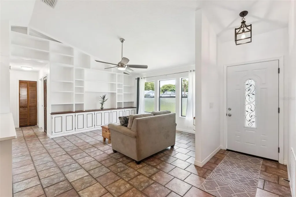 125 Donna Circle Sanford FL 32773