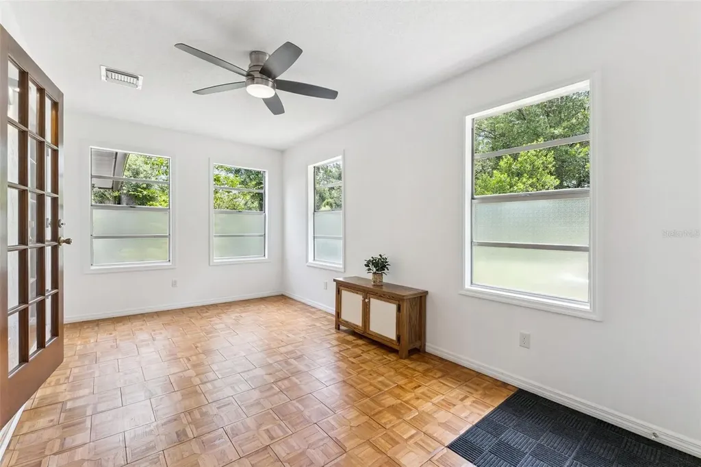 125 Donna Circle Sanford FL 32773