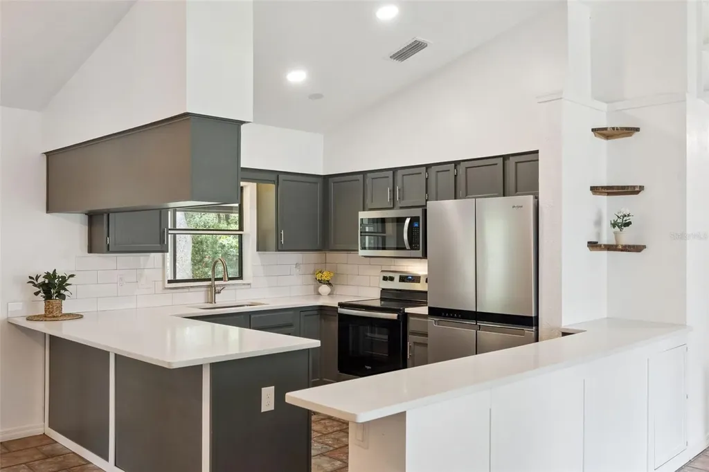 125 Donna Circle Sanford FL 32773