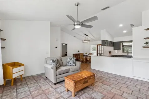 125 Donna Circle Sanford FL 32773