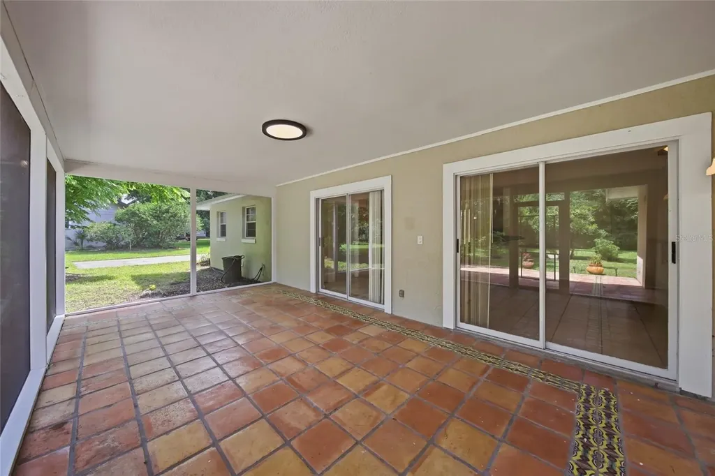 400 N Pine Meadow Drive Debary FL 32713