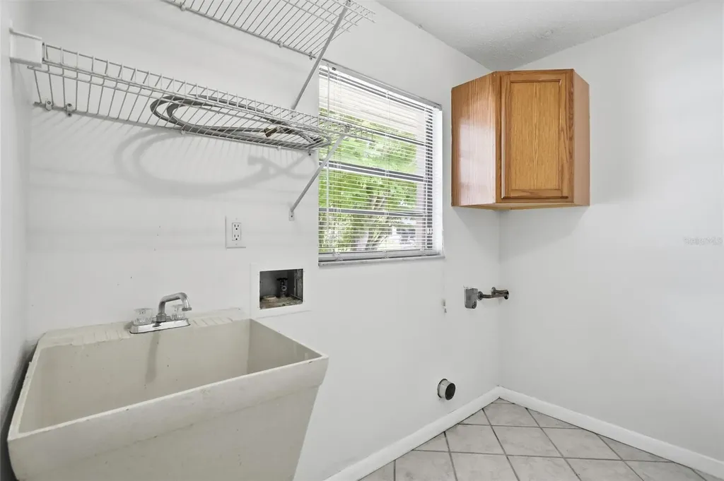 400 N Pine Meadow Drive Debary FL 32713
