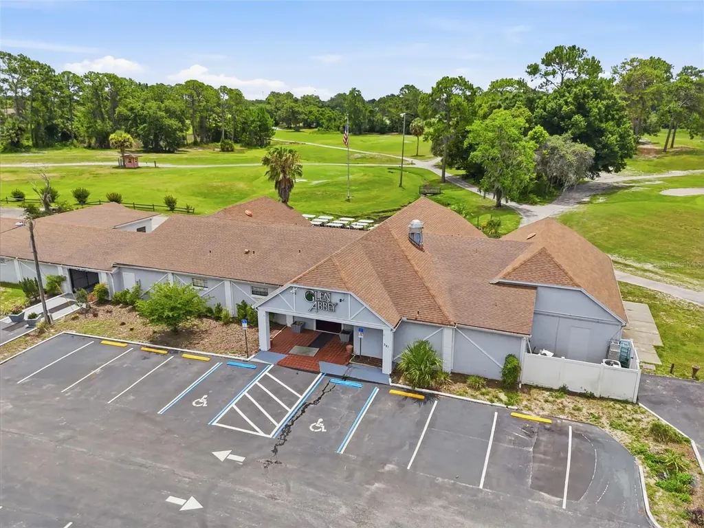 400 N Pine Meadow Drive Debary FL 32713