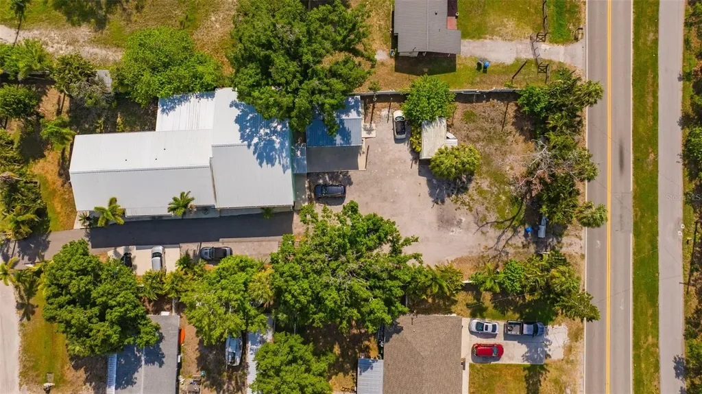 815 2nd Avenue NW Ruskin FL 33570
