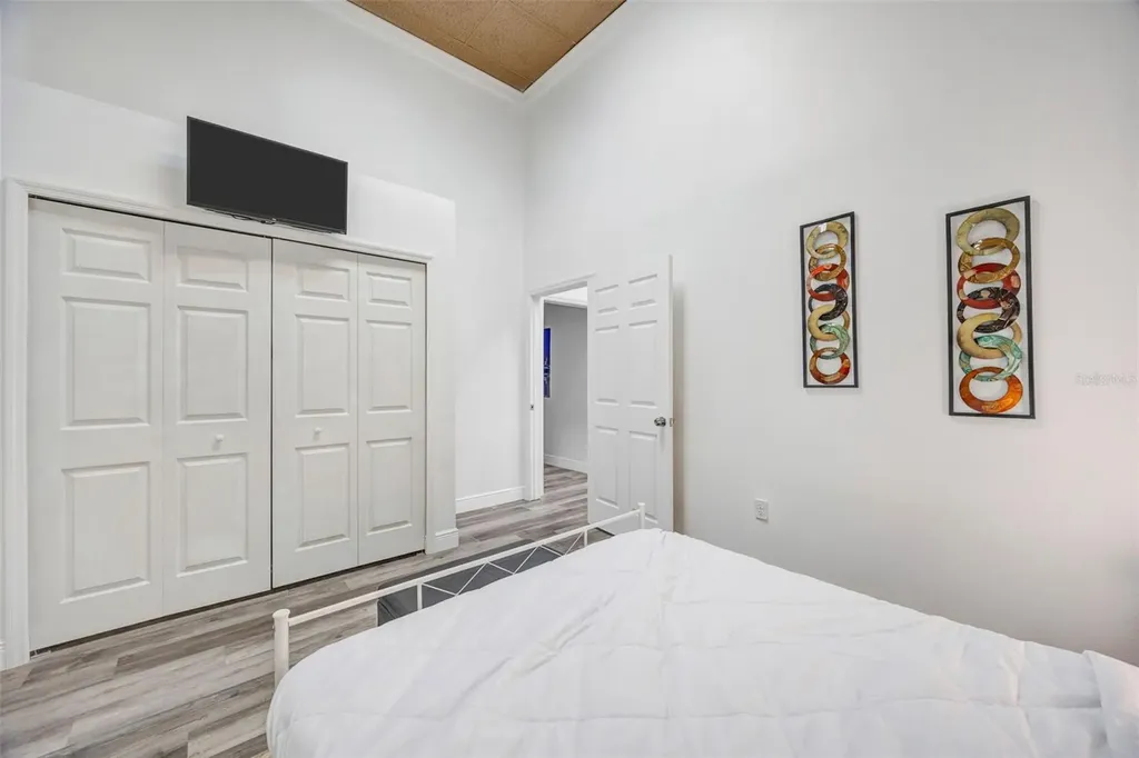 815 2nd Avenue NW Ruskin FL 33570