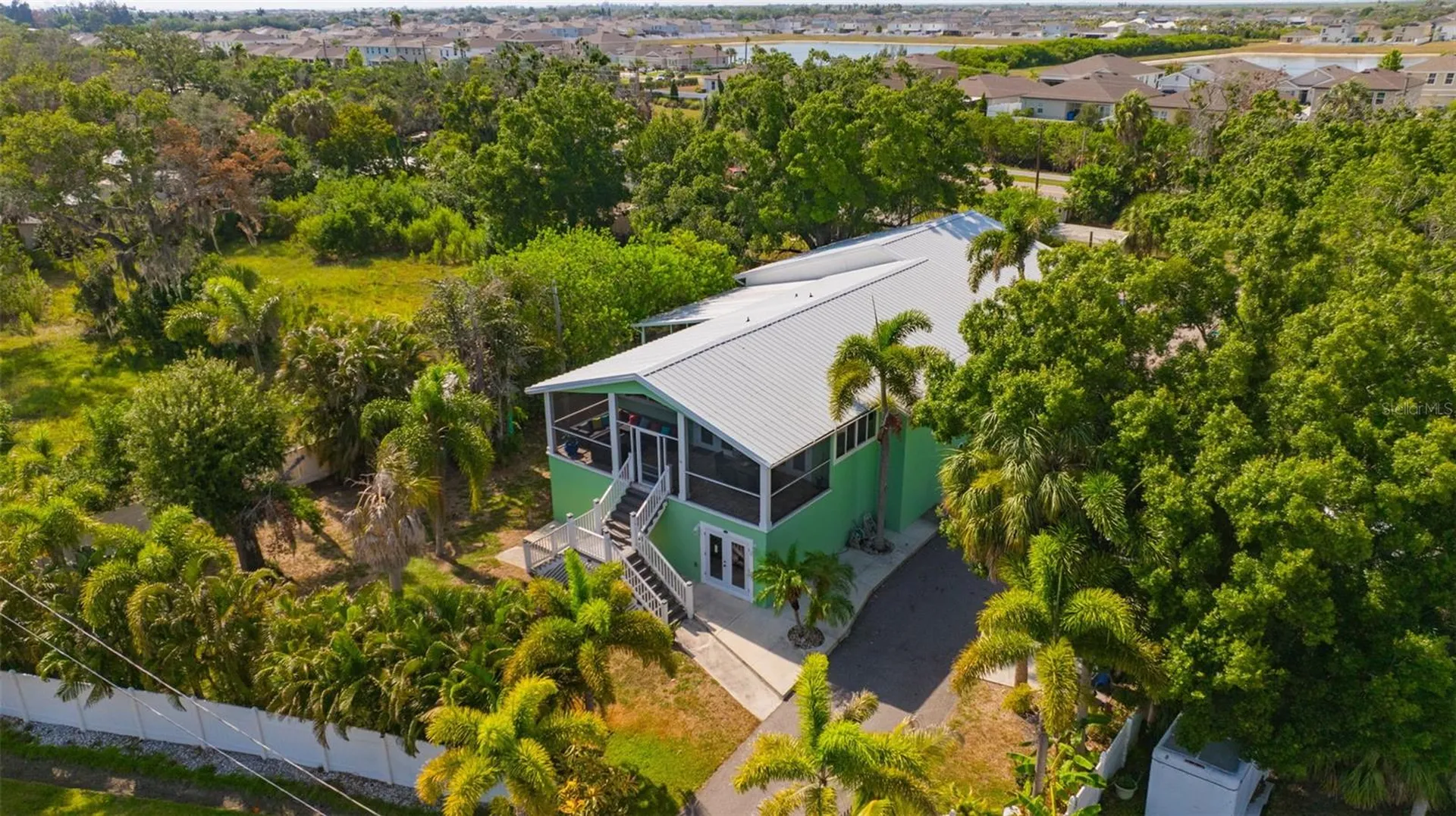 815 2nd Avenue NW Ruskin FL 33570