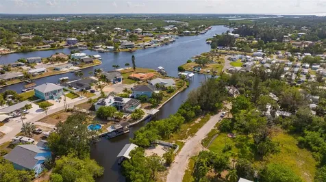 815 2nd Avenue NW Ruskin FL 33570