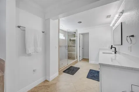 815 2nd Avenue NW Ruskin FL 33570