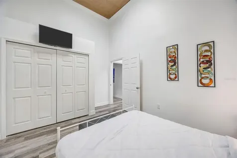 815 2nd Avenue NW Ruskin FL 33570