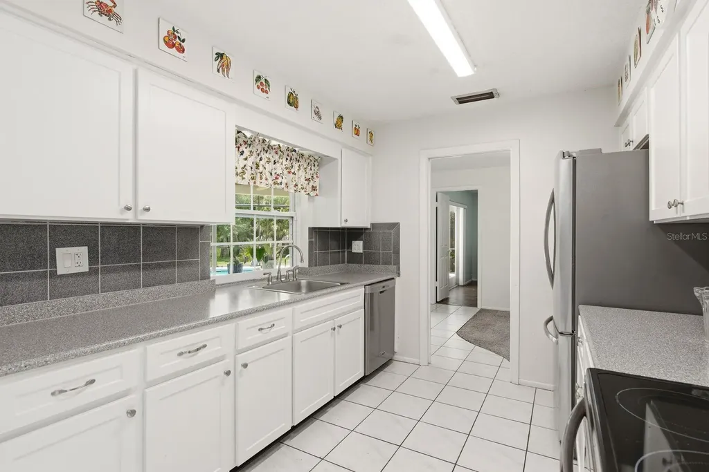 900 Mainsail Way Palm Harbor FL 34685