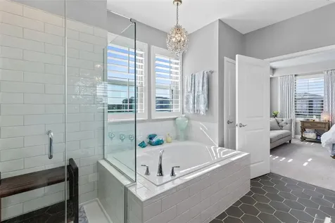 7521 Laureate Boulevard Orlando FL 32827