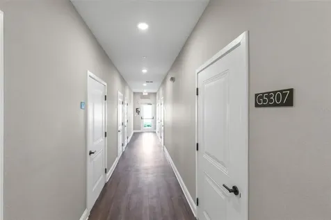 7521 Laureate Boulevard Orlando FL 32827