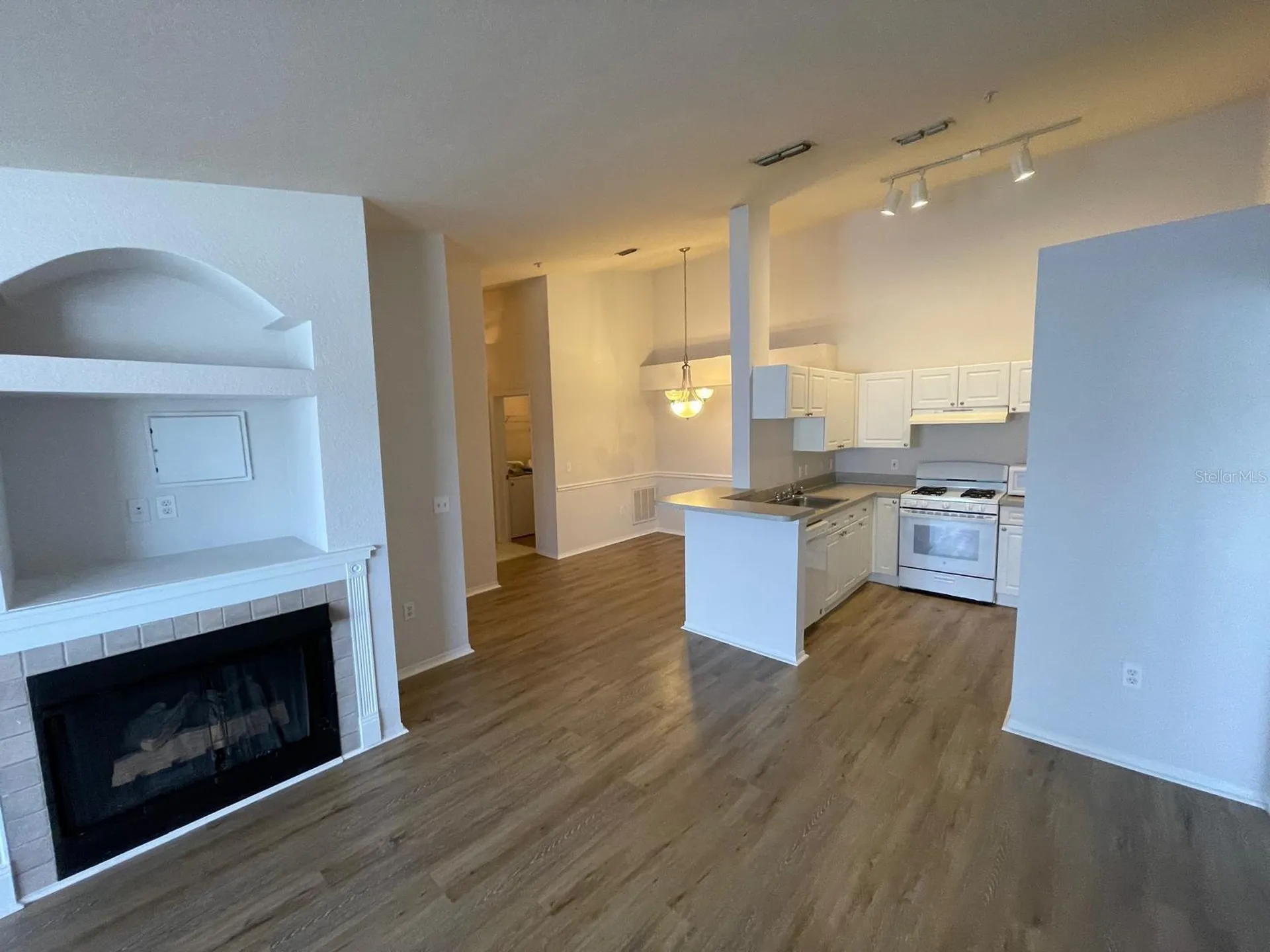 3379 S Kirkman Road Orlando FL 32811