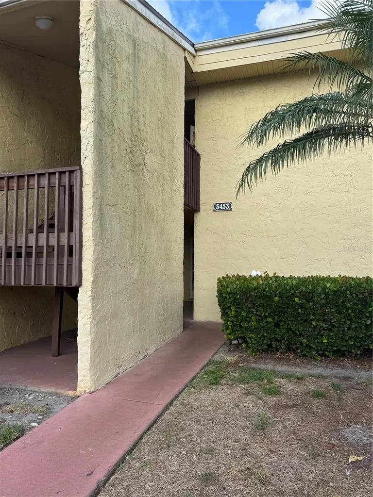 3453 Clark Sarasota FL 34231