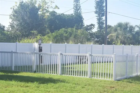 3453 Clark Sarasota FL 34231