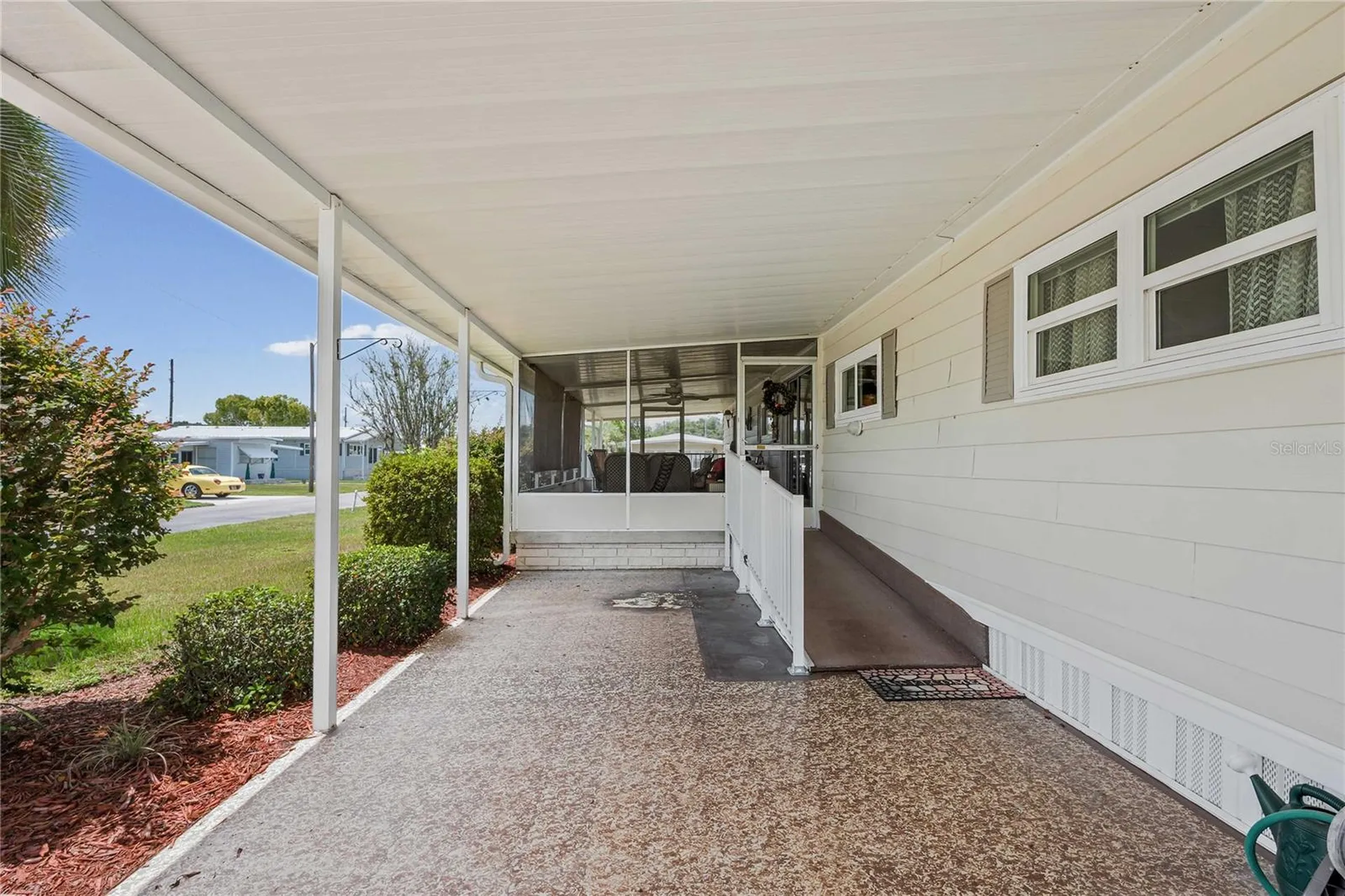 36957 Grace Avenue Zephyrhills FL 33542