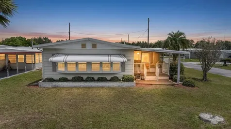 36957 Grace Avenue Zephyrhills FL 33542