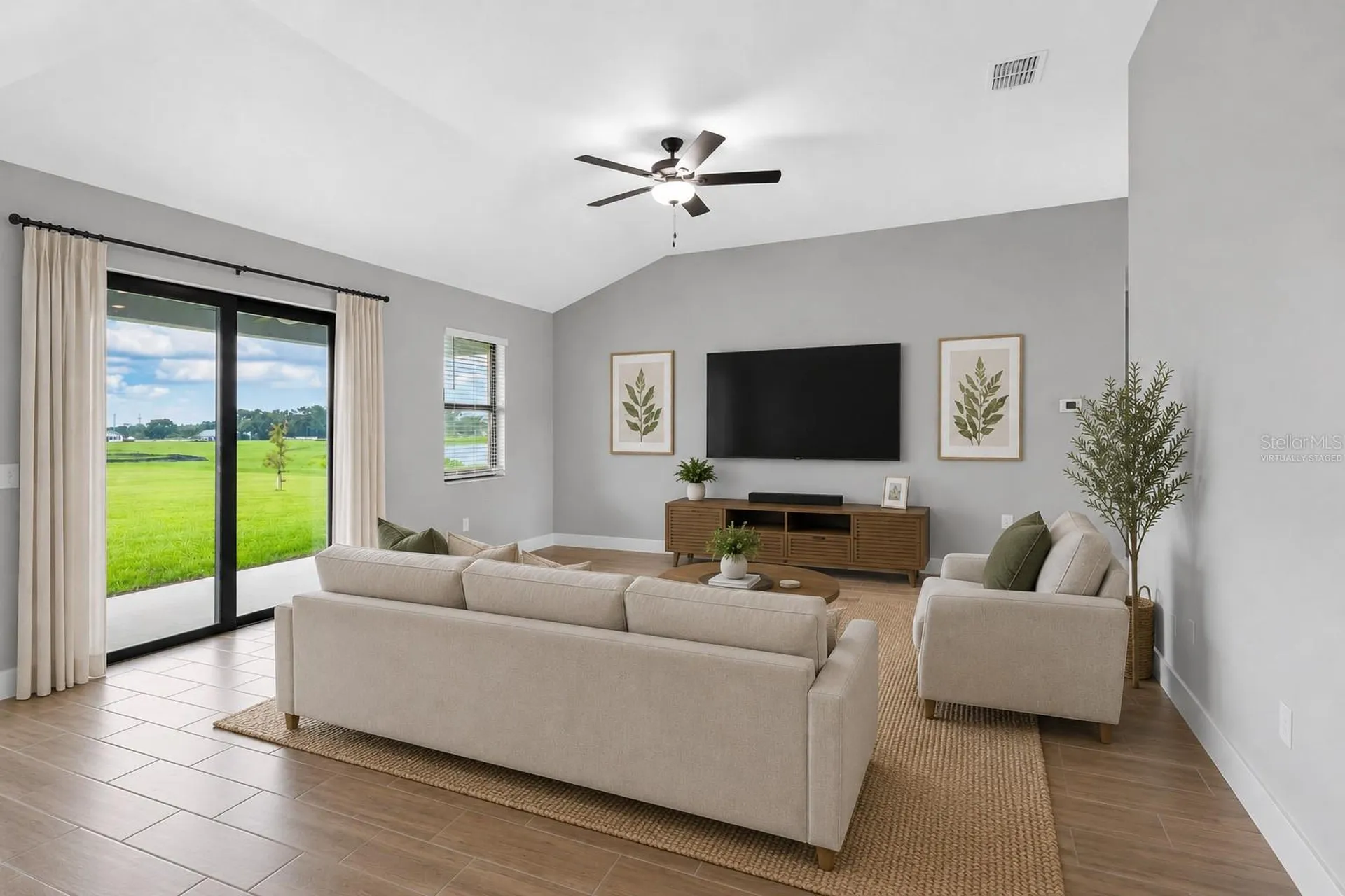 2405 Gallagher Road Dover FL 33527