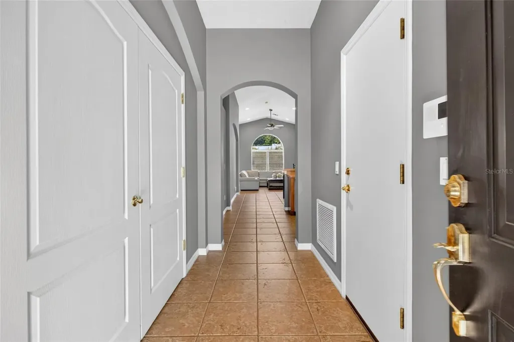 4618 Conroy Club Drive Orlando FL 32835