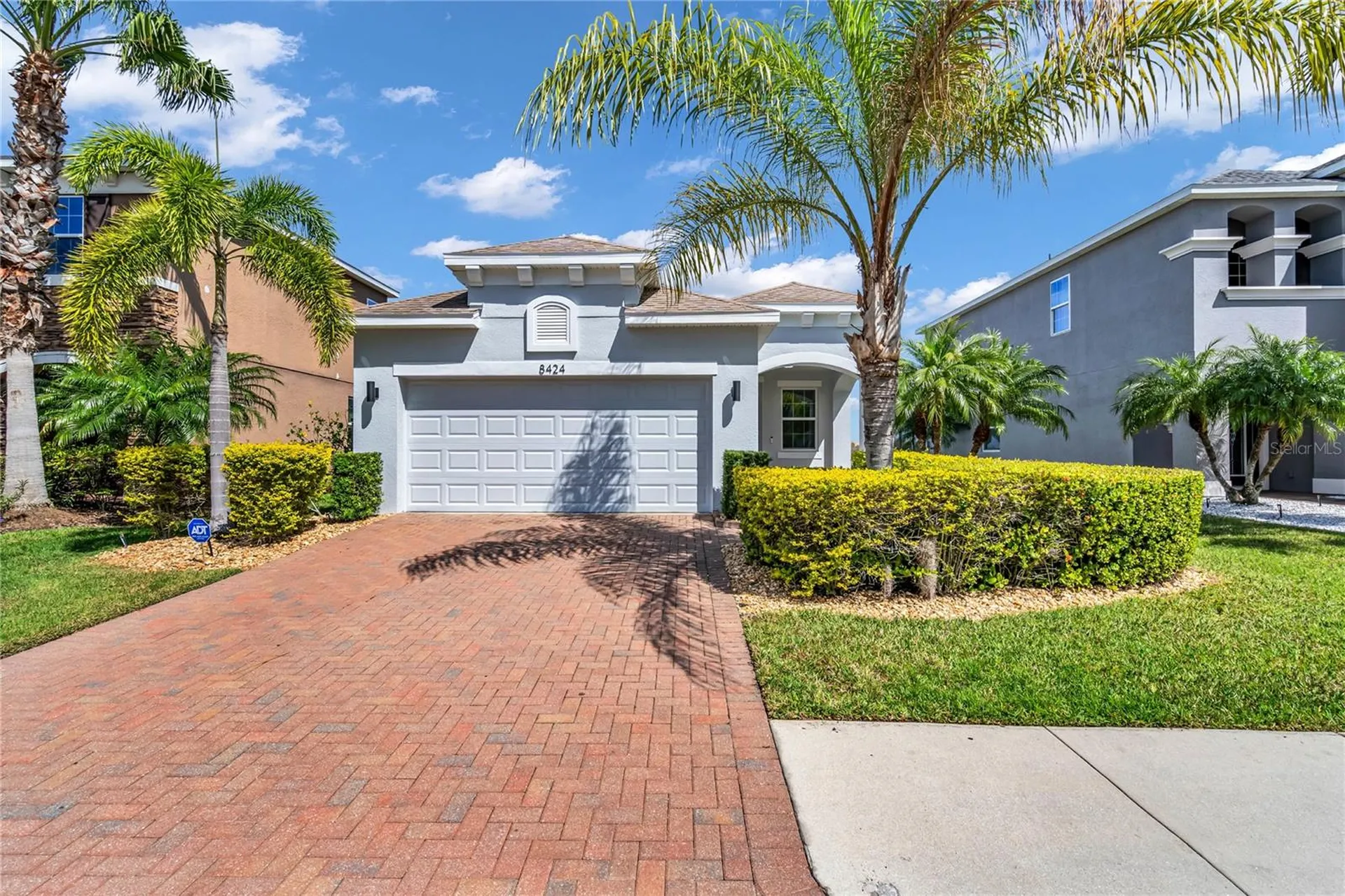8424 Nandina Drive Sarasota FL 34240