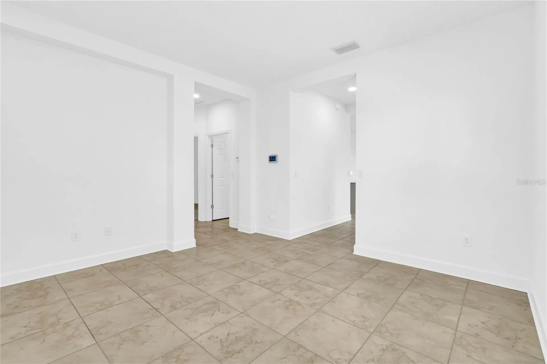 8424 Nandina Drive Sarasota FL 34240