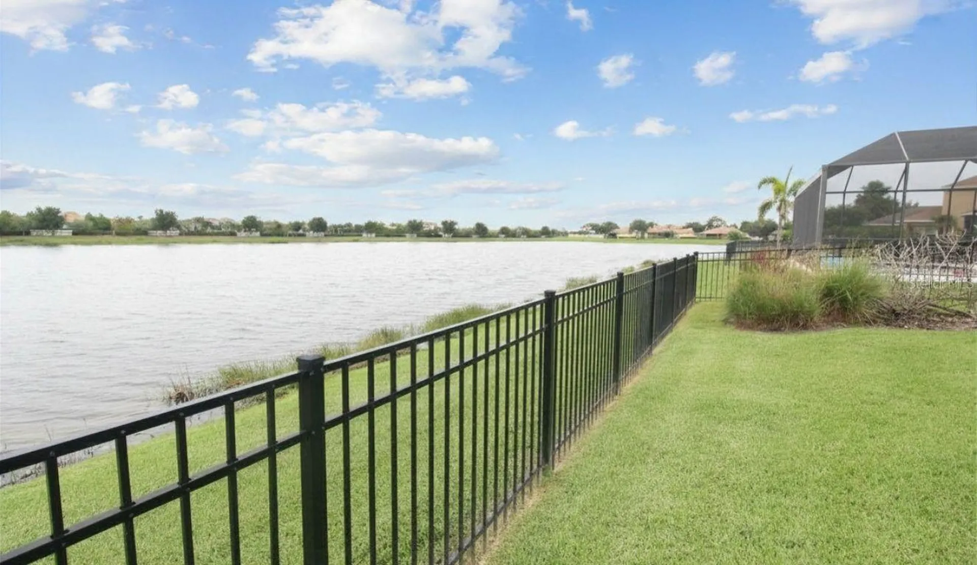 8424 Nandina Drive Sarasota FL 34240