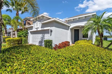 8424 Nandina Drive Sarasota FL 34240