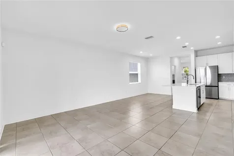 8424 Nandina Drive Sarasota FL 34240