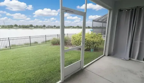 8424 Nandina Drive Sarasota FL 34240