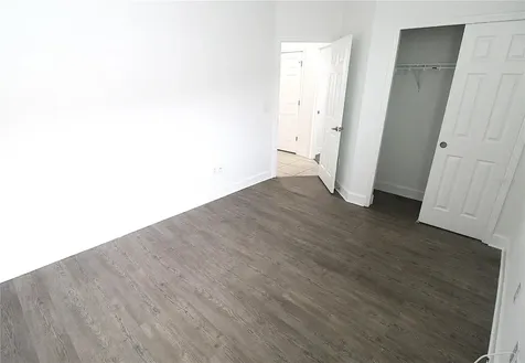 8424 Nandina Drive Sarasota FL 34240