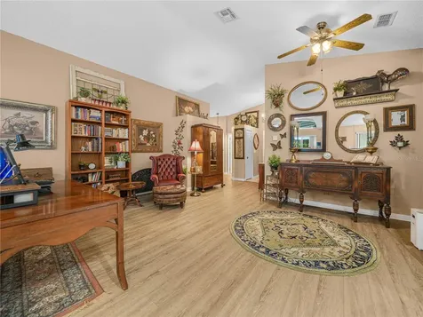239 China Berry Circle Davenport FL 33837
