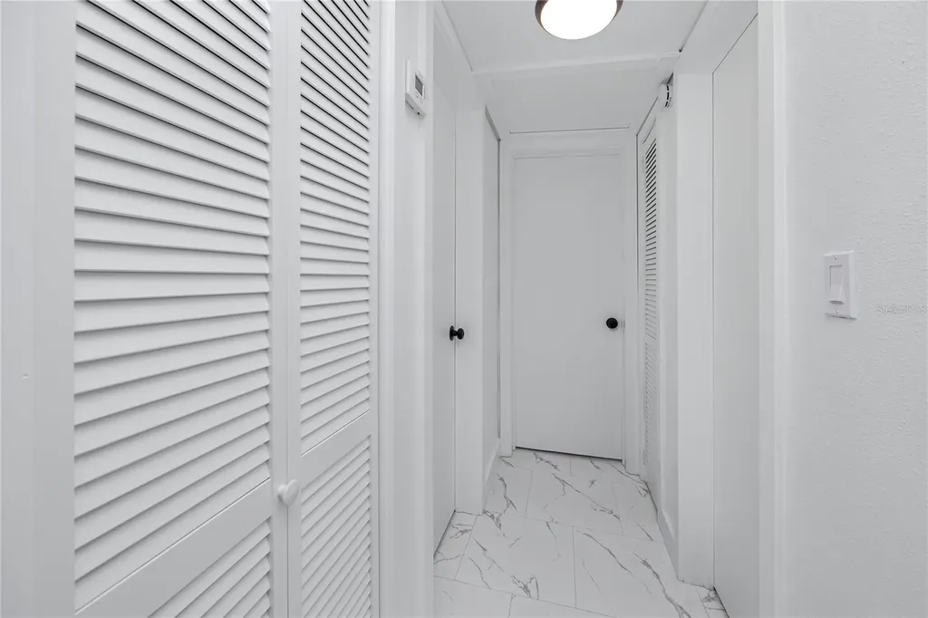 4095 Locust Street NE St Petersburg FL 33703