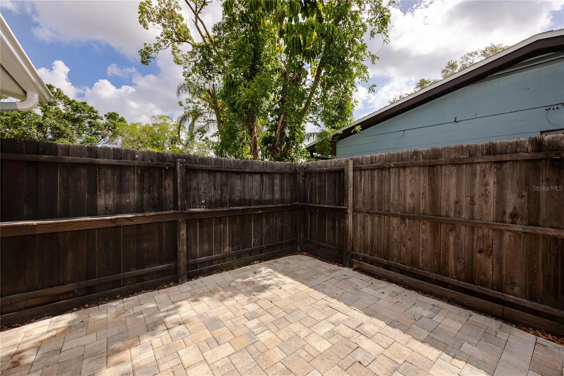 4095 Locust Street NE St Petersburg FL 33703