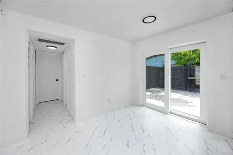 4095 Locust Street NE St Petersburg FL 33703