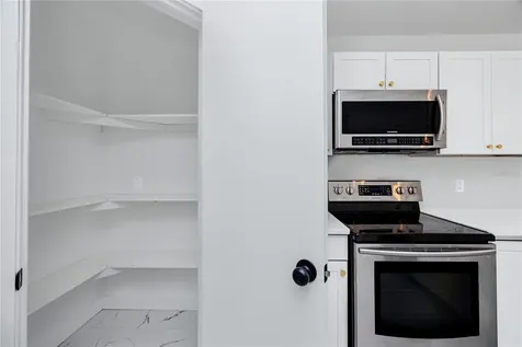 4095 Locust Street NE St Petersburg FL 33703