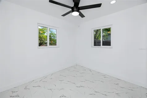 4095 Locust Street NE St Petersburg FL 33703