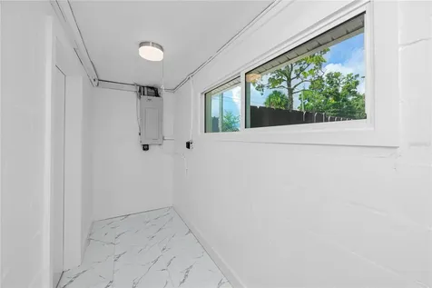 4095 Locust Street NE St Petersburg FL 33703