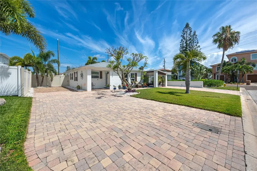 136 143rd Avenue E Madeira Beach FL 33708