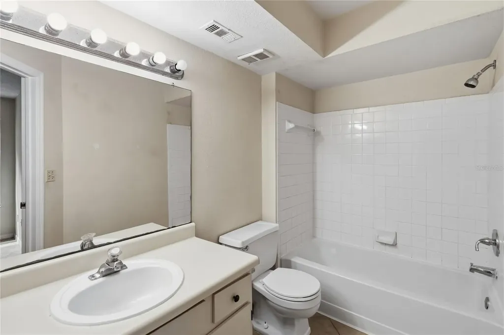 4572 Commander Drive Orlando FL 32822