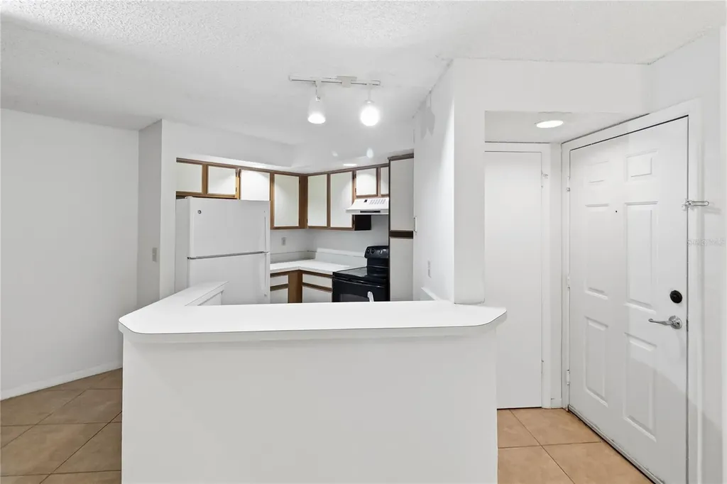 4572 Commander Drive Orlando FL 32822