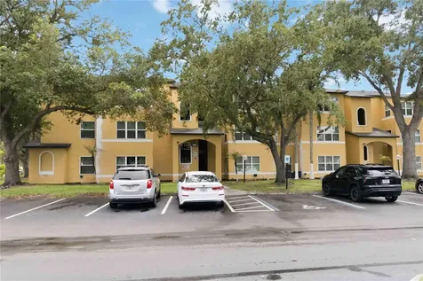 4572 Commander Drive Orlando FL 32822